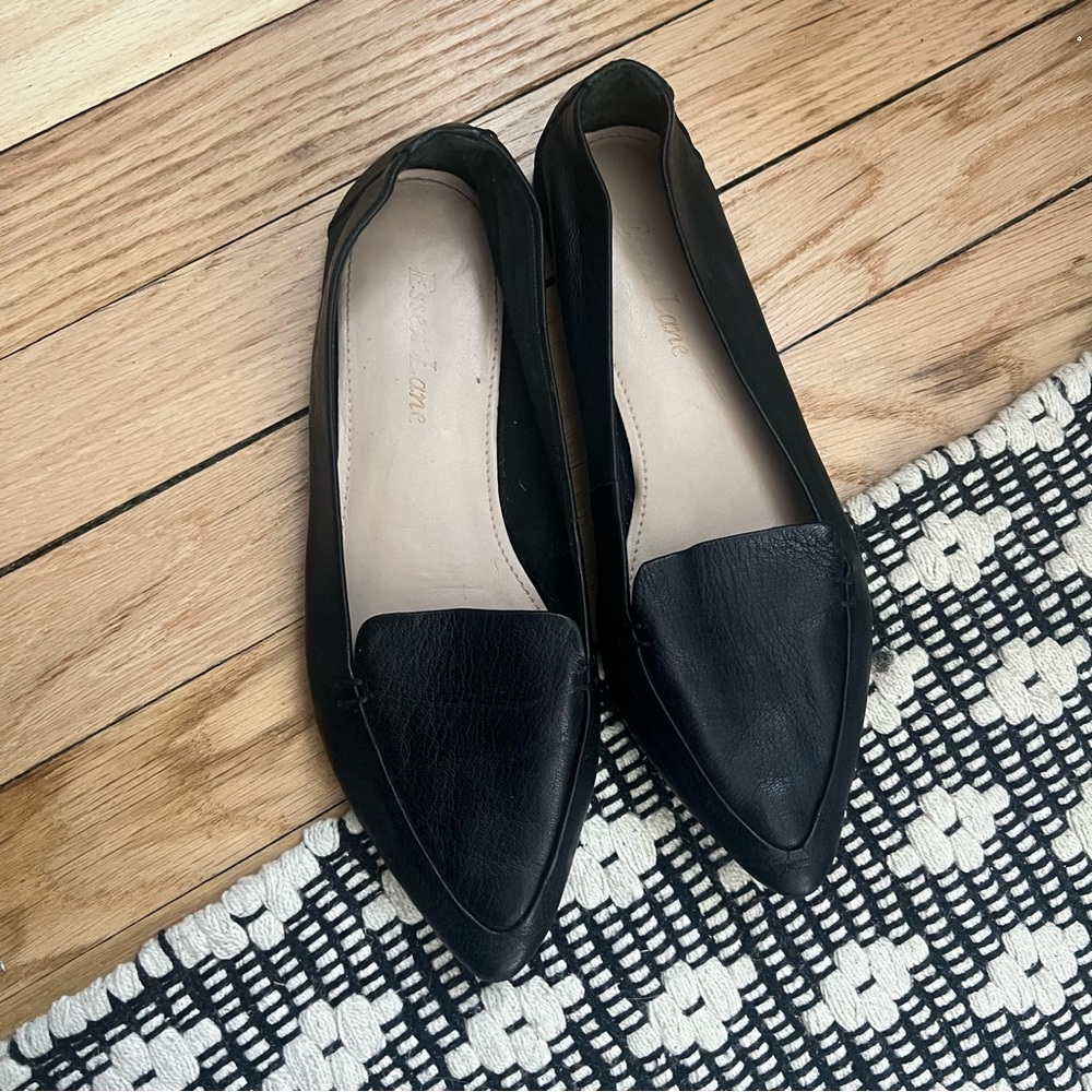 Leather women’s flat loafers